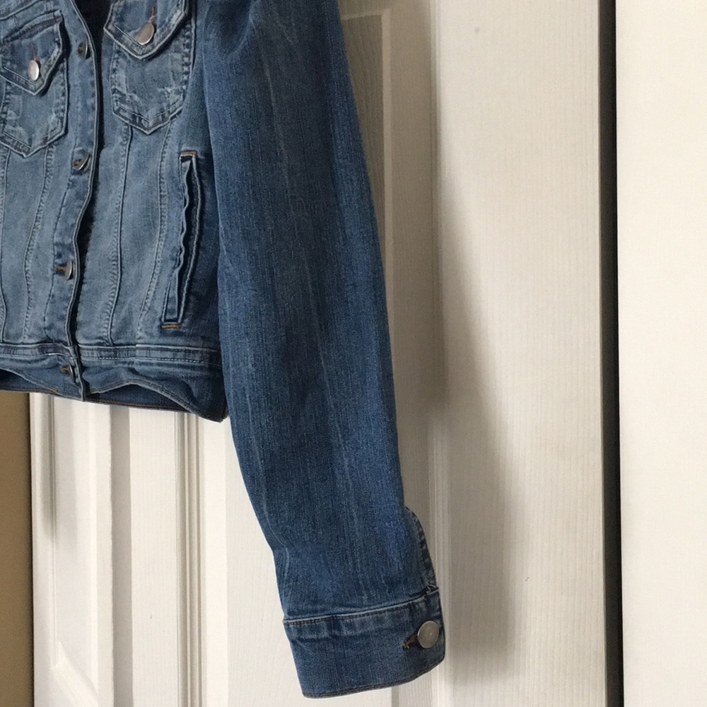 Jean Jacket - Picture 2 of 6